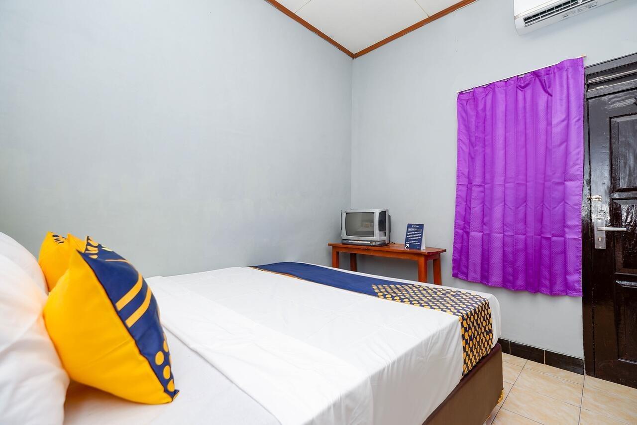Hotel Spot On 2821 Griya Kawula Syariah à Solo Extérieur photo