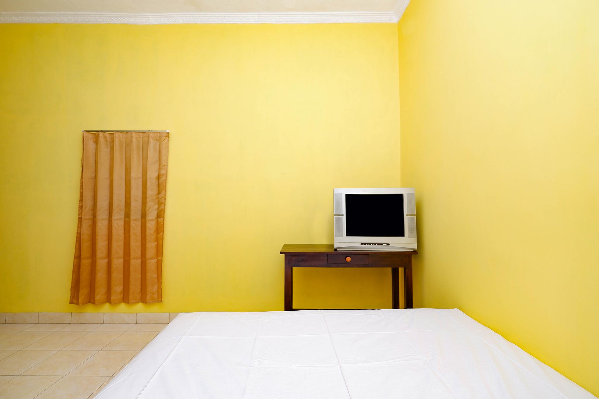 Hotel Spot On 2821 Griya Kawula Syariah à Solo Extérieur photo