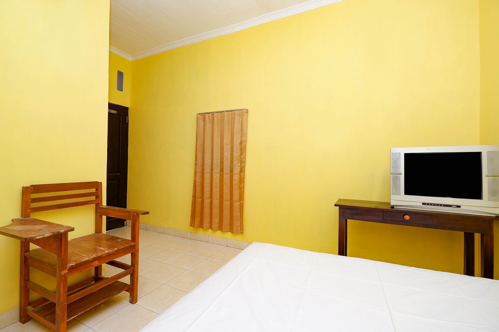 Hotel Spot On 2821 Griya Kawula Syariah à Solo Extérieur photo